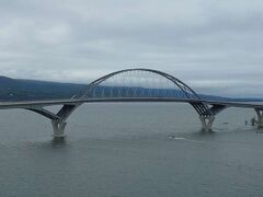 The Lake Champlain Bridge, a network tied arch.